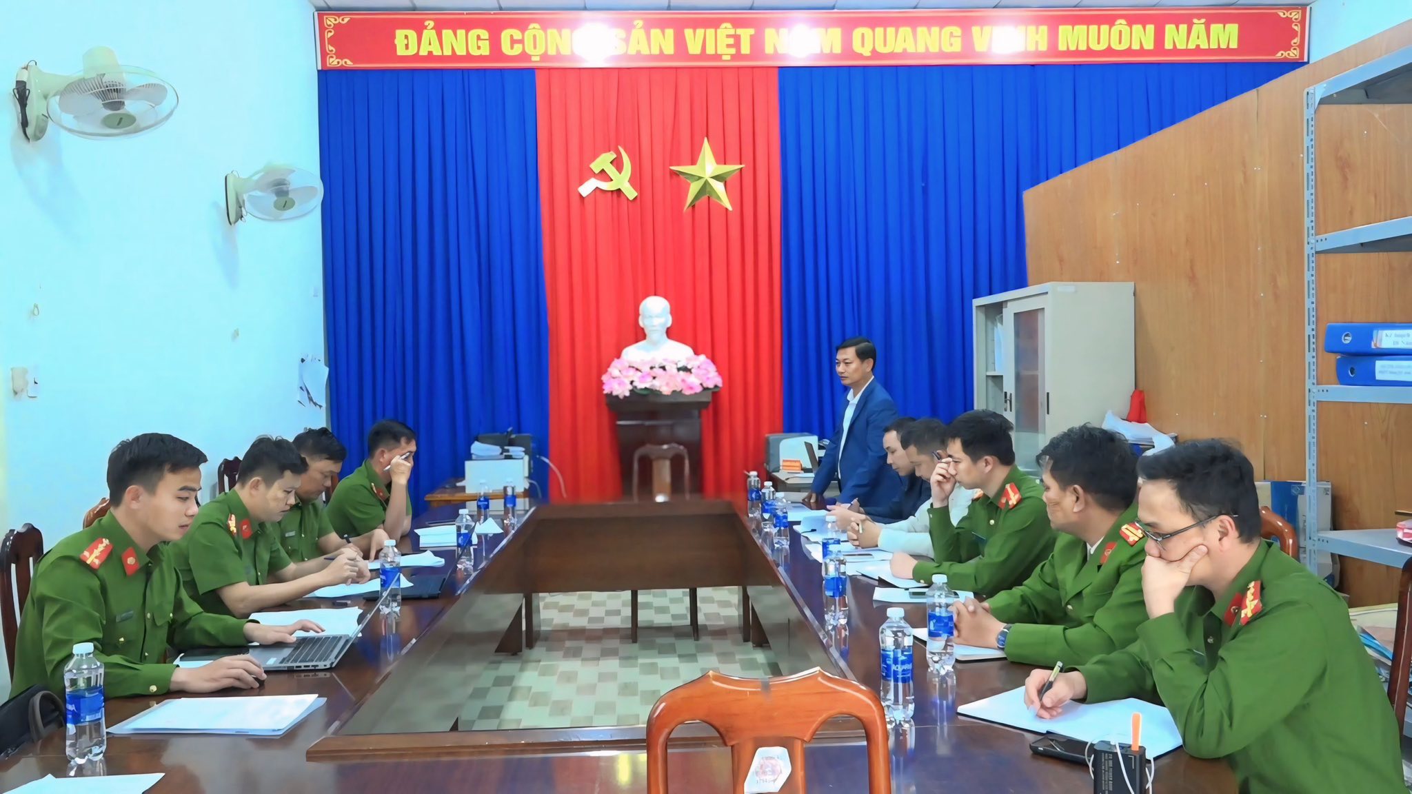 Kiểm tra kết quả thực hiện công tác phòng cháy, chữa cháy và cứu nạn, cứu hộ tại xã Cư Pui